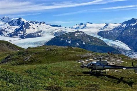 Anchorage: Knik Glacier Helicopter and Hiking Adventure Tour | GetYourGuide