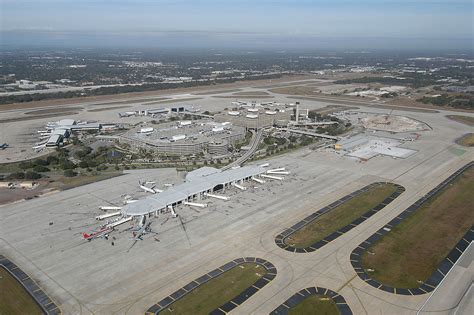 Tampa International Airport 1 - Airport Suppliers