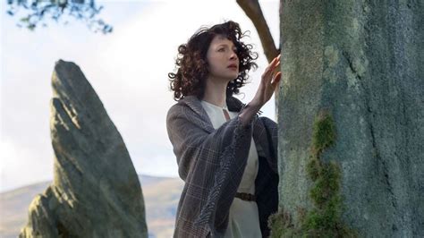 Outlander: Se revela el momento especial de Claire cuando viajo por las ...