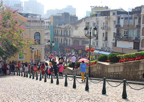 12 Top Attractions & Things to Do in Macau | PlanetWare