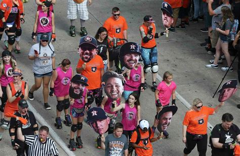 Astros fans come out by the hundreds of thousands to celebrate the city ...