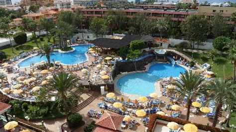 Swimming pool area - Picture of Spring Hotel Bitacora, Playa de las Americas - TripAdvisor