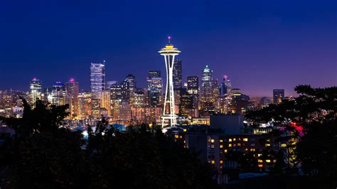 Seattle at Night [3840x2160] | Seattle wallpaper, Seattle skyline, City ...