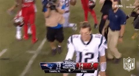 Tom Brady GIFs - Find & Share on GIPHY