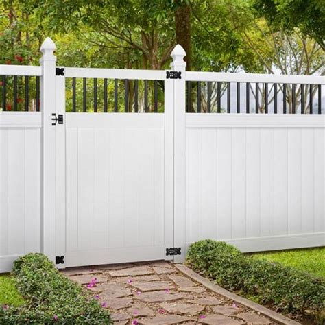 Outdoor Essentials Pro Series 6-ft H x 4-ft W White Vinyl Flat-Top Fence Gate in the Vinyl Fence ...