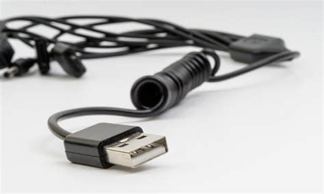 How Long Can a USB Cable Be?