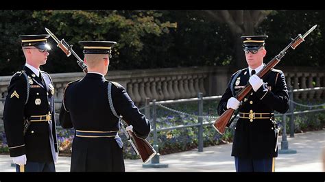 Best Changing of the Guard, Tomb of the Unknown Soldier, Arlington - YouTube | Unknown soldier ...