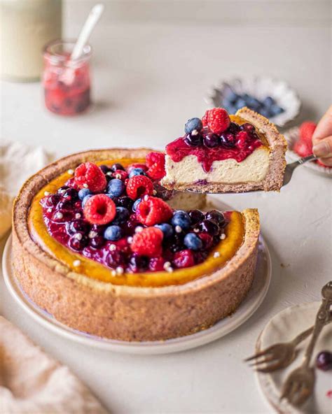 Vegan Baked Cheesecake (no vegan cream cheese) - Rainbow Nourishments