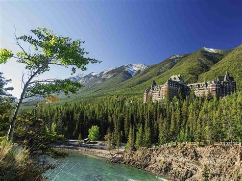 Fairmont Banff Springs Resort (Banff (AB)) - Deals, Photos & Reviews