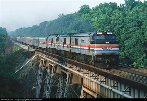 RailPictures.Net Photo: AMTK 722 Amtrak GE P30CH at Taylorsville ...