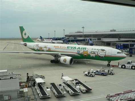 File:EVA Air Hello Kitty Chubu Airport.jpg