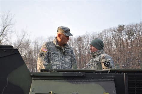 DVIDS - Images - Chief of Staff Army Gen. Raymond T. Odierno visits 2nd ...