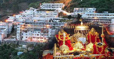 Vaishno Devi Temple: Ancient cave doors opened for devotees# agraleaks ...