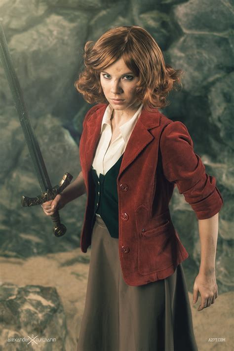 Cosplay Bilbo Baggins female version by Anastasya01 on DeviantArt