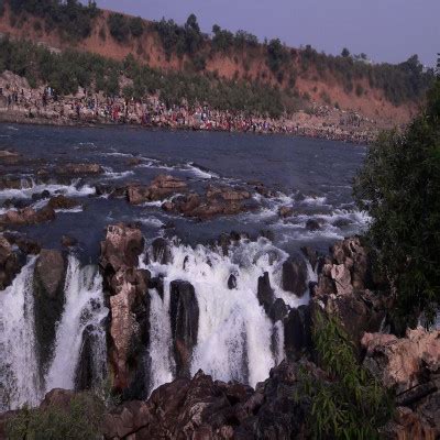 Jabalpur Travel Guide - Top Attractions, History & Best Time to Visit