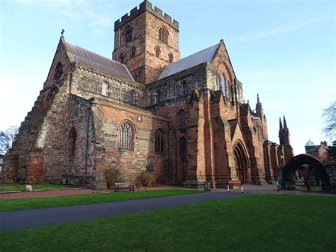 Carlisle Cathedral - Lothlorien Holiday Cottage Cumbria