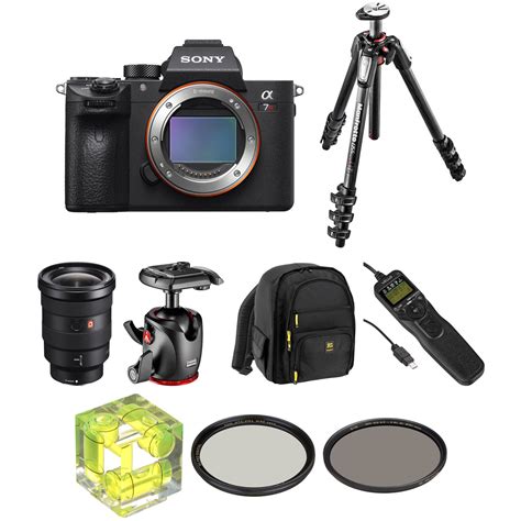 Sony Alpha a7R III Mirrorless Digital Camera with 16-35mm f/2.8