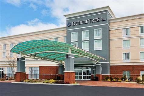 DOUBLETREE DOTHAN $136 ($̶1̶5̶5̶) - Updated 2022 Prices & Hotel Reviews ...