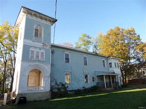 Walden NY Victorian Italianate in Need of Complete Rehab