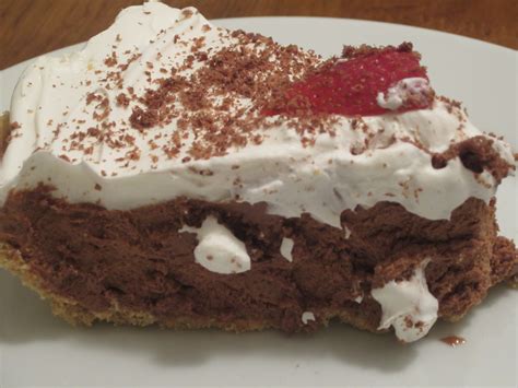 No Bake Chocolate Pie w/ COOL WHIP - My Judy the Foodie