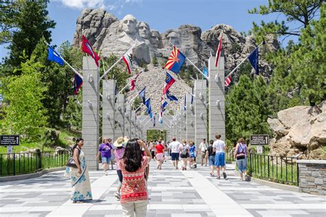 Your Guide to a Mount Rushmore Road Trip | Trusted Since 1922