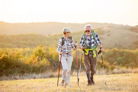 Ultimate Hiking Tips For Seniors | Seaton Senior Living