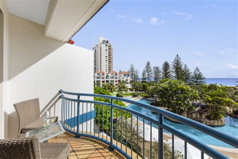 Coolangatta Hotel | Oaks Calypso Plaza Gold Coast Official Site