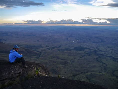 Mount Roraima: Awe-Inspiring Photos Of The Summit Amid The Clouds