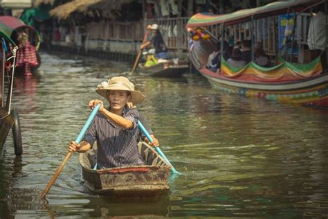 Khlong Lat Mayom Floating Market | An Easy Bangkok Day Trip (2023 ...