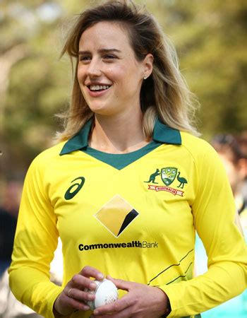 Ellyse Perry (Cricketer) Age, Height, Wiki, Biography, & More