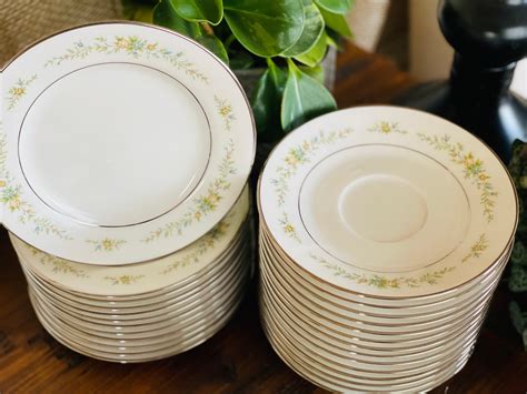 Vintage Noritake Ivory China christina 7056 Dinnerware Made in Japan ...