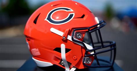 Bears orange helmets, explained: Why Chicago is wearing 'highlighter' helmets on 'Thursday Night ...