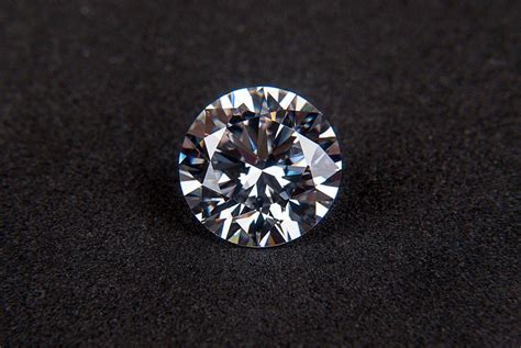 Guide: What Is A Loose Diamond And Its Advantage