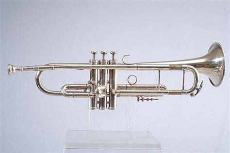 Silver Flair King Trumpet with J Marcinkiewicz Mouthpiece - Musical ...