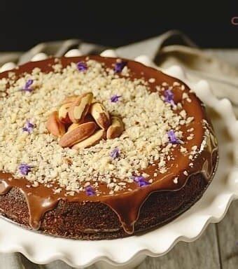 Flourless Chocolate Cake - Easy and Delish