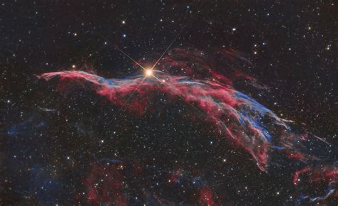 The Witch's Broom Nebula in bi-color (NGC 6960), Trần Hạ | Nebula wallpaper, Wallpaper space, Nebula