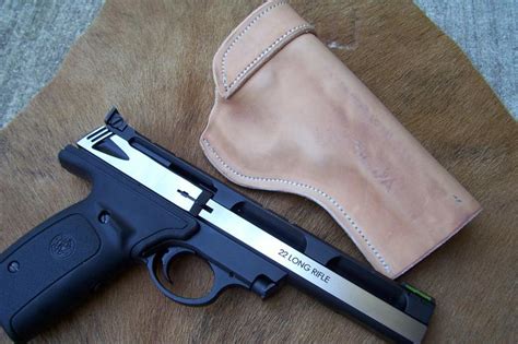 Handmade Leather Gun Holster / Browning Buckmark Hunter (HOLSTER26) – RMB Custom Leather