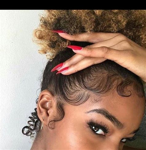 Pin by Rose on 2020 | Curly hair styles naturally, Pretty hairstyles, Curly hair styles