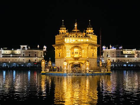 The Golden Temple Amritsar, History and Facts- THE MONK