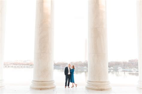 Jefferson Memorial Sunrise Engagement Session