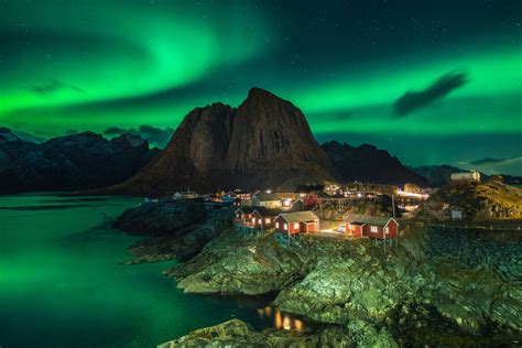 The Lofoten Islands: A Photographic Guide to the Norwegian Islands