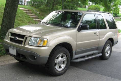 2001 Ford Explorer Sport Trac 4-Door 126" WB 4WD