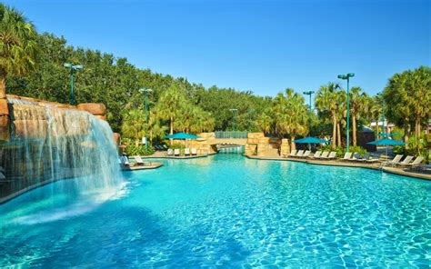 Walt Disney World Swan and Dolphin Resort (Lake Buena Vista, FL): What to Know BEFORE You Bring ...