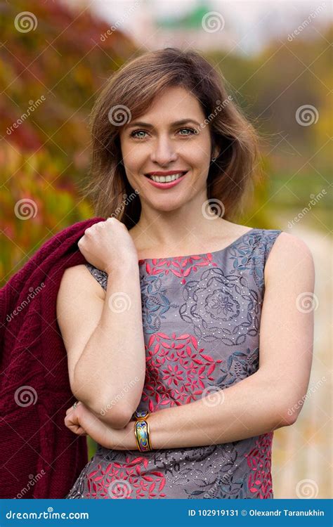 Woman Portrait in the Autumn Park. Stock Image - Image of luxury, beauty: 102919131