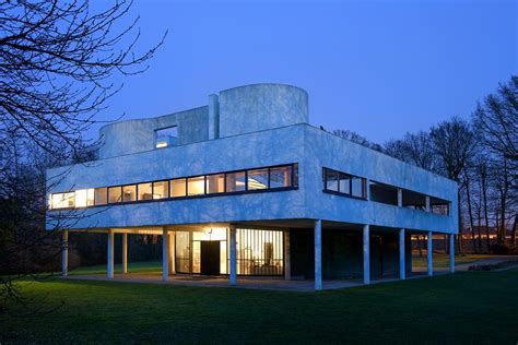 Iconic House: Villa Savoye by Le Corbusier | Architectural Digest India