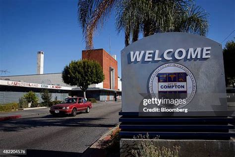 262 Compton Sign Stock Photos, High-Res Pictures, and Images - Getty Images