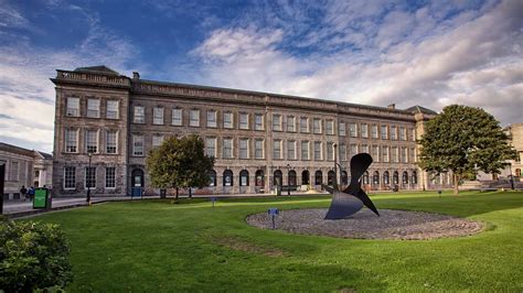 Trinity College Dublin : Travel Guide & Map : Nordic Visitor