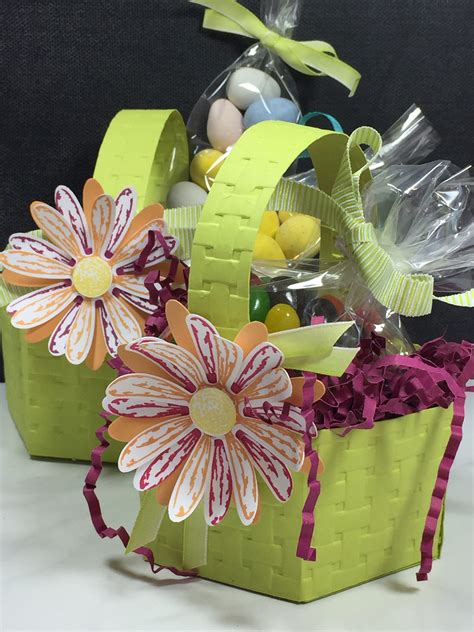 make your own Easter Basket using the Window Box Thinlits