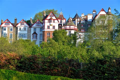 Ramsay Garden Row Houses in Edinburgh, Scotland - Encircle Photos