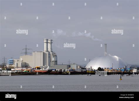 Marchwood Power Station chimneys and the silver dome of Marchwood ERF ...